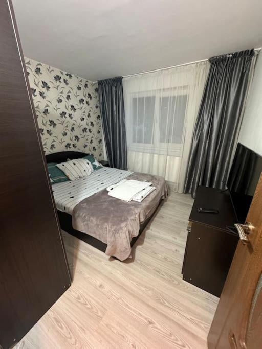 Apartament De Inchiriat 2 Camere Крайова Екстер'єр фото